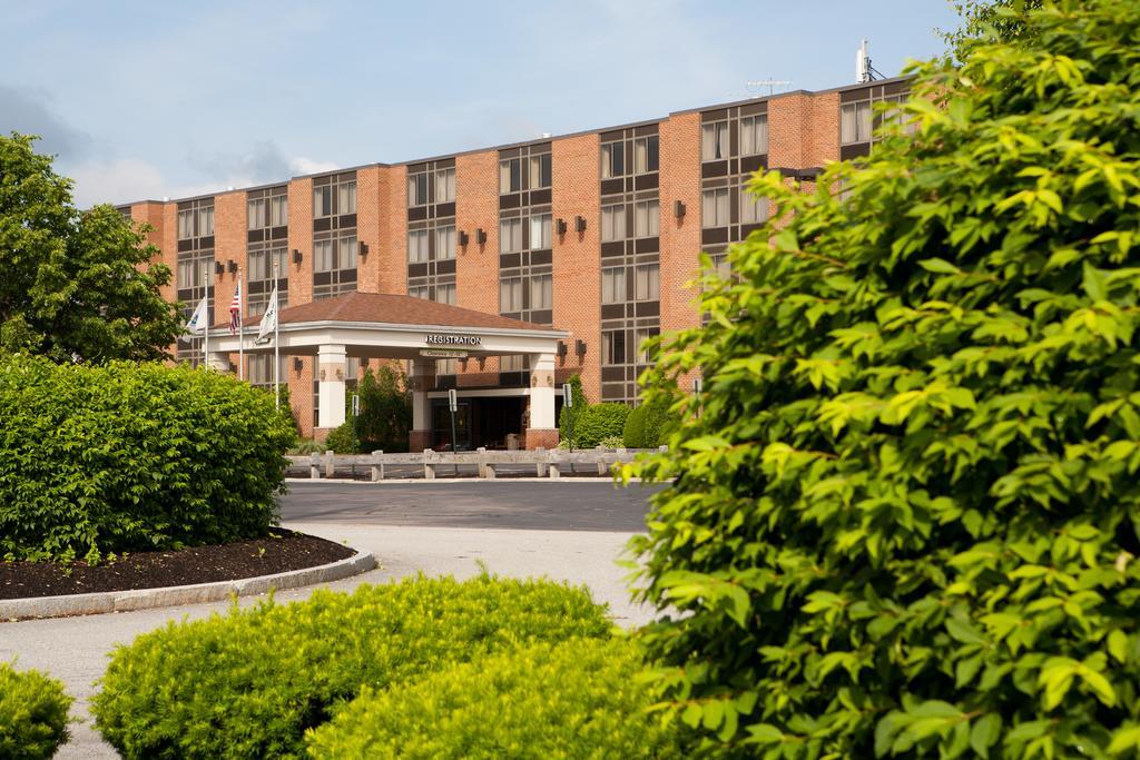 Radisson Hotel And Suites Chelmsford-Lowell Kültér fotó